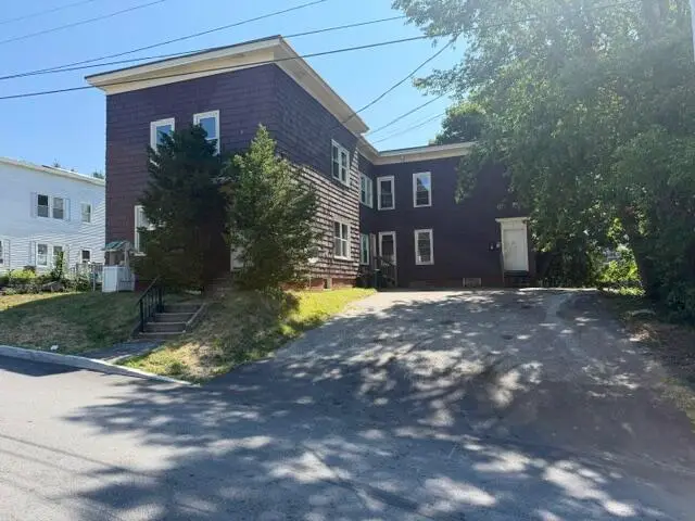 5 Cottage Street, Lewiston, ME 04240 - #1