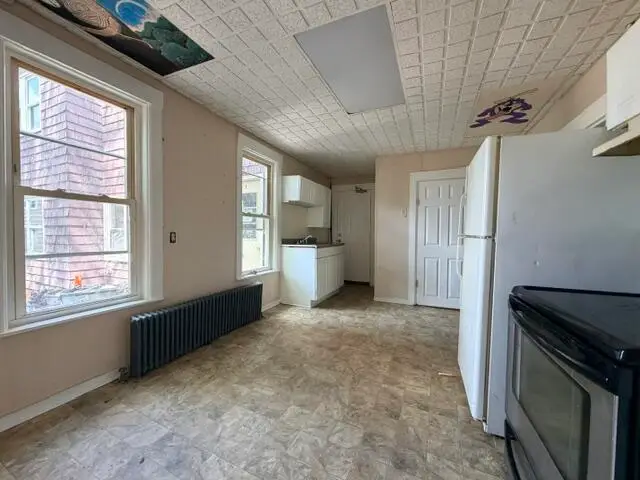 5 Cottage Street, Lewiston, ME 04240 - #2
