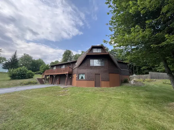 80 Swett Avenue, Mexico, ME 04257