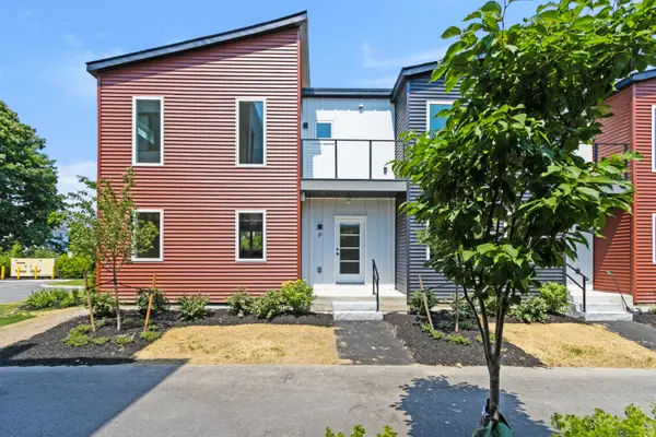 41 W Presumpscot Street #F, Portland, ME 04103