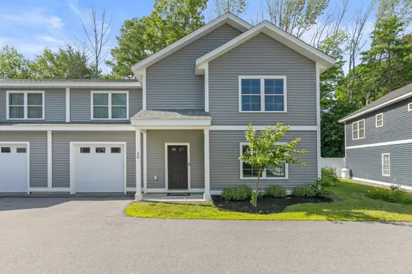 26 Fawn Woods Way #26, Westbrook, ME 04092