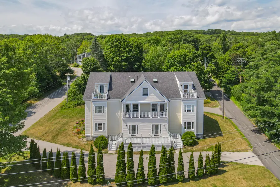 220 Camden Street #4, Rockland, ME 04841 - #2