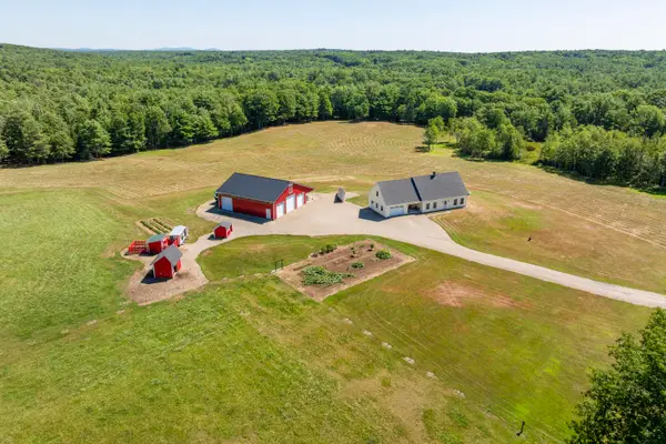 35 Outpost Road, Nobleboro, ME 04555