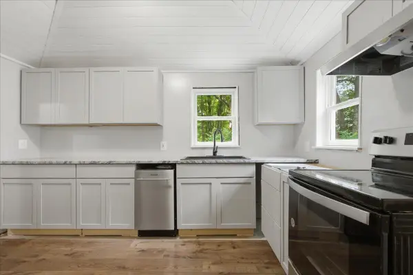 182 Manley Road, Auburn, ME 04210
