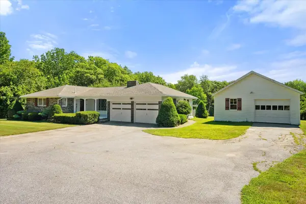 240 W Main Street, Searsport, ME 04974