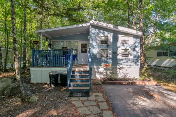 1068 Club Sebago Way, Casco, ME 04015