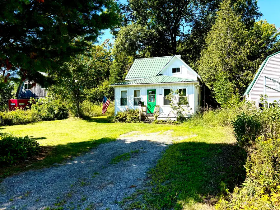 188 Knox Street, Millinocket, ME 04462 - #3