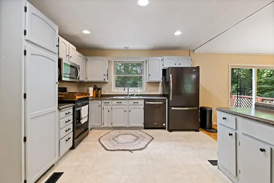 372 Wings Mills Road, Mount Vernon, ME 04352 - #2
