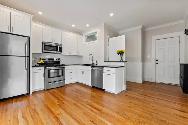 773 Congress Street #3, Portland, ME 04102