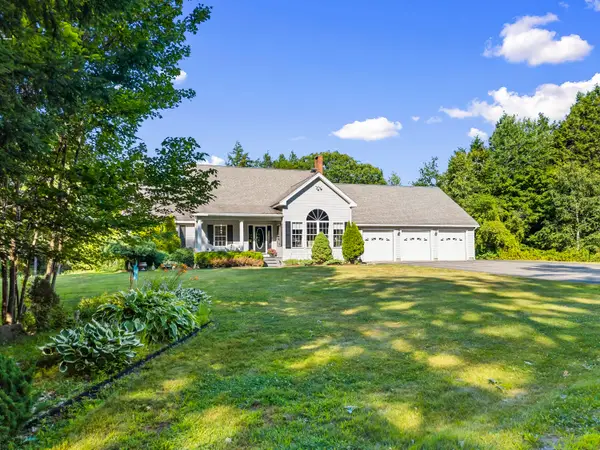 79 Beaver Pond Road, Topsham, ME 04086