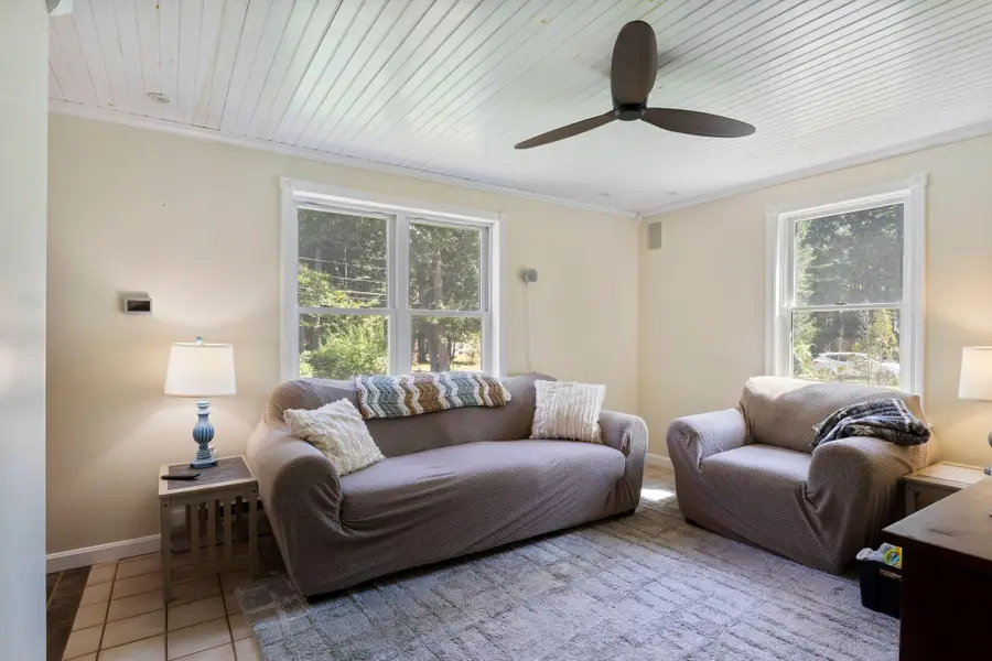 39 Paradise Lane, Lake Arrowhead, ME 04061 - #2