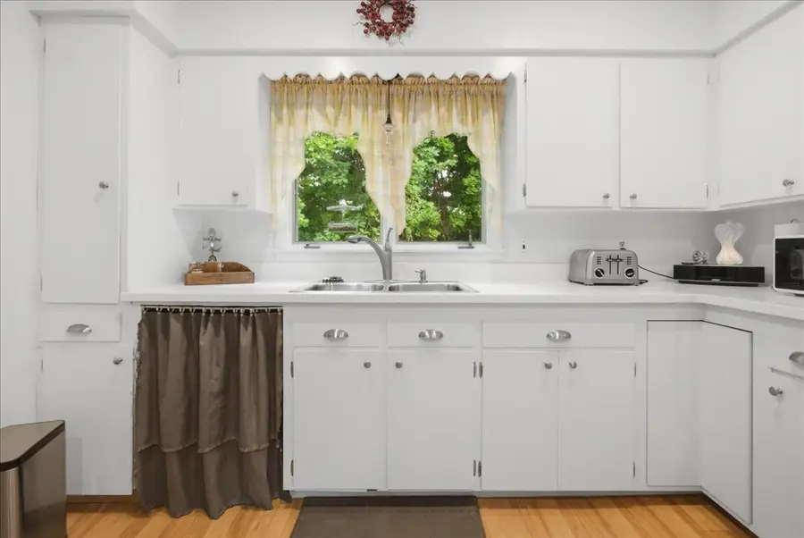Address Withheld By Seller, Auburn, ME 04210 - #2