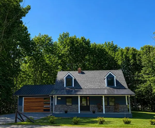 331 Enfield Road, Lincoln, ME 04457