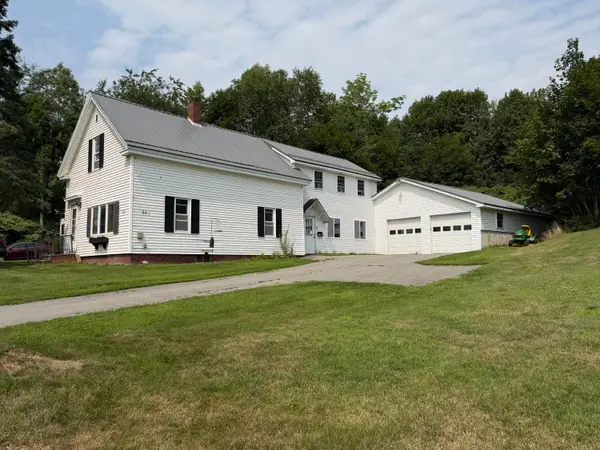 34 Lincoln Street, Dexter, ME 04930