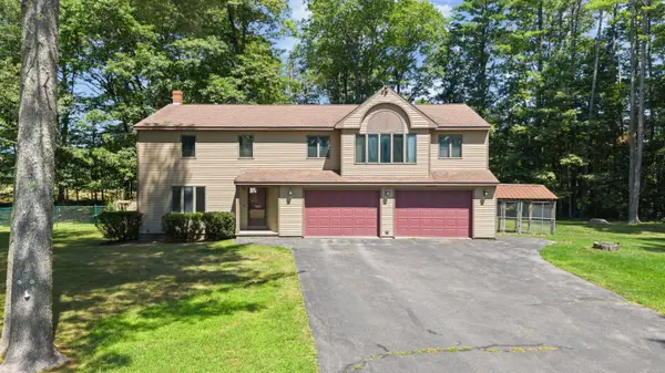 12 Pinewood Drive, Belgrade, ME 04917