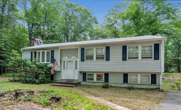 16 Park Avenue, Standish, ME 04084