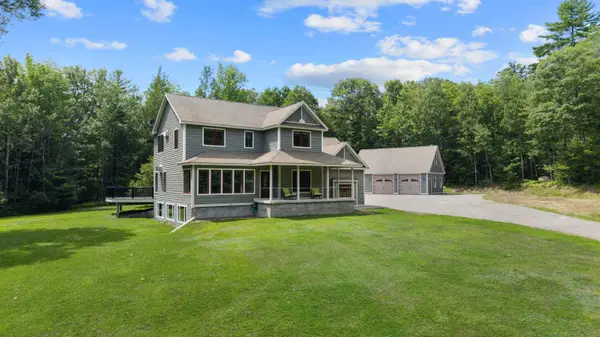 8 Badger Lane, Readfield, ME 04355