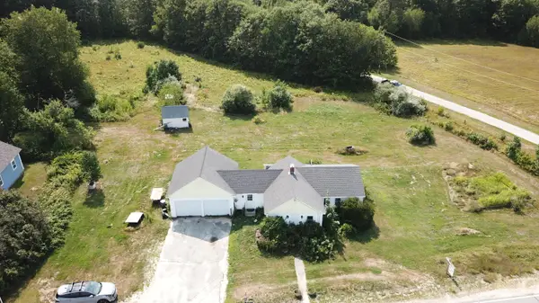 154 Raymond Hill Road, Raymond, ME 04071