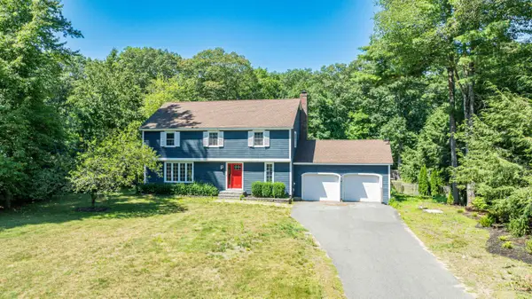 13 River Bend Drive, Kennebunk, ME 04043