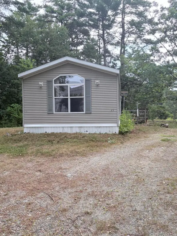 125 East Neck Road Road, Nobleboro, ME 04555
