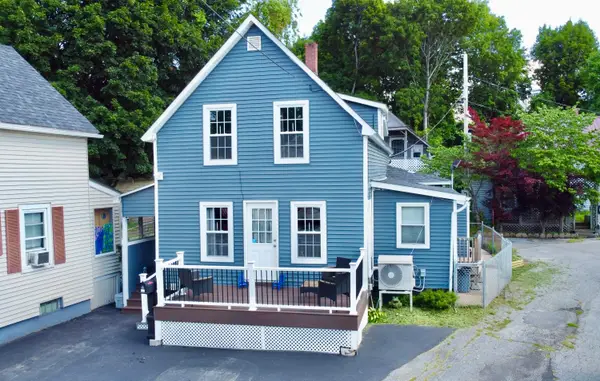 1 Lincoln Circle, Lewiston, ME 04240