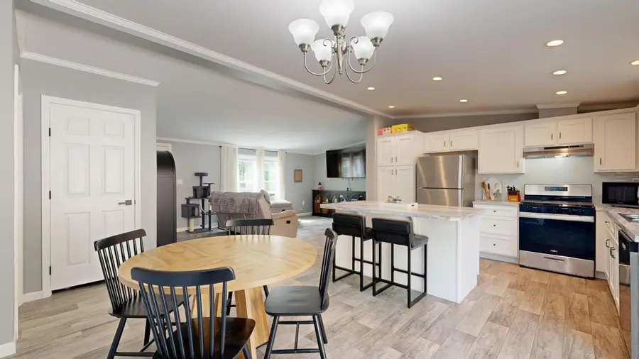 83 Yagger Road, Norway, ME 04268 - #3