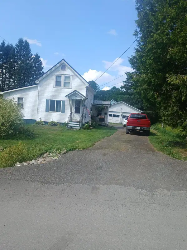 22 Varney Avenue, Houlton, ME 04730