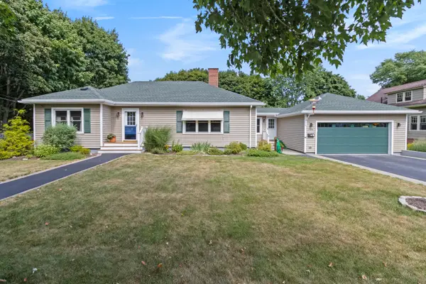 1739 Washington Avenue, Portland, ME 04103