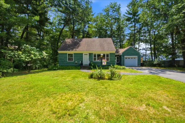 25 Abby Road, Windham, ME 04062