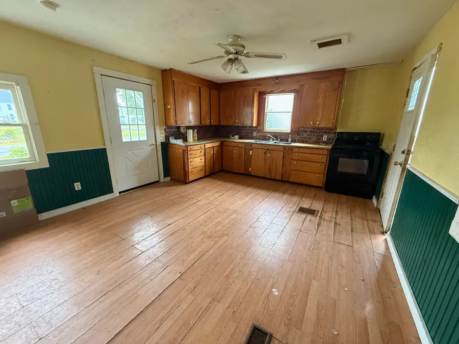 19 Depot Street, Mattawamkeag, ME 04459 - #2