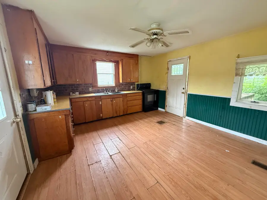 19 Depot Street, Mattawamkeag, ME 04459 - #3