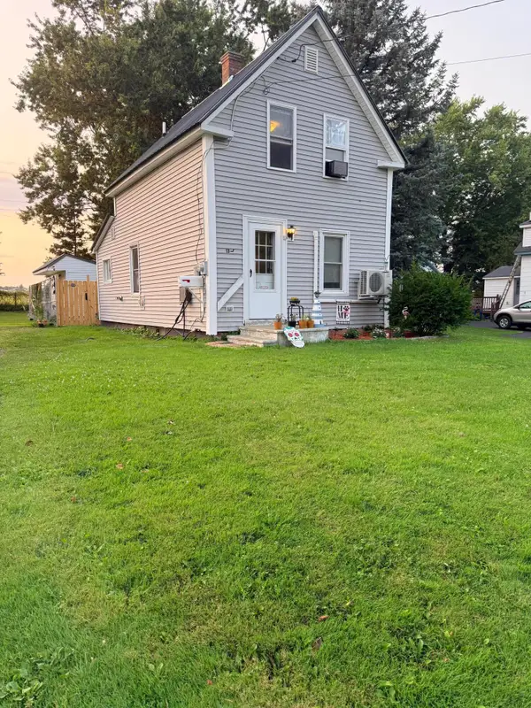 13 Turner Street, Presque Isle, ME 04769