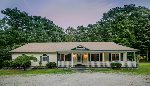 20 Gabradak Lane, Chelsea, ME 04330
