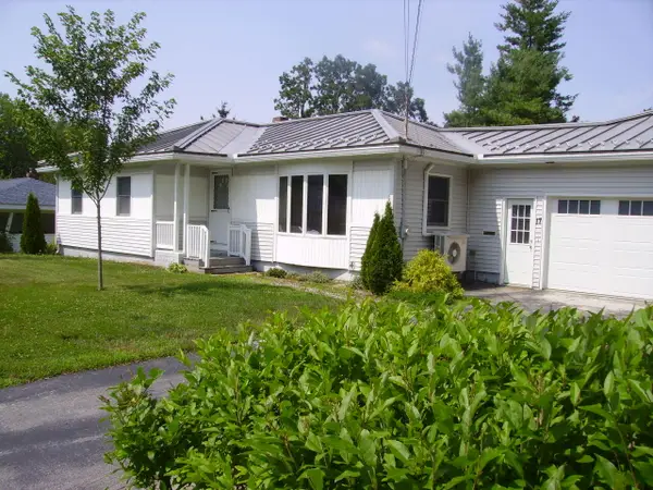 17 Helen Street, Winslow, ME 04901