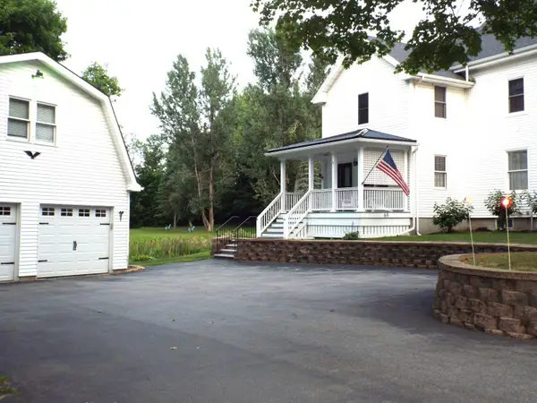 69 Main Road S, Hampden, ME 04444