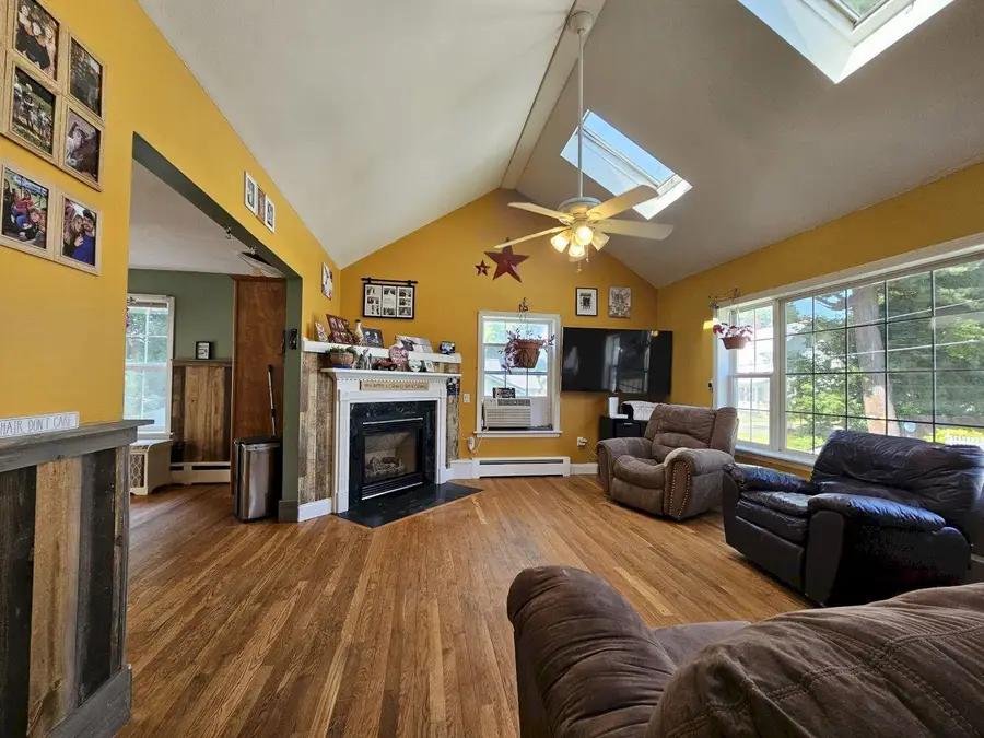 41 E Leavitt Street, Skowhegan, ME 04976 - #3