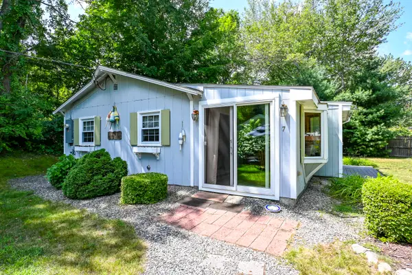 1627 POST Post Road #7, Wells, ME 04090