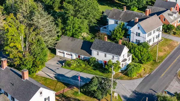 15 Old Stage Road, Woolwich, ME 04579