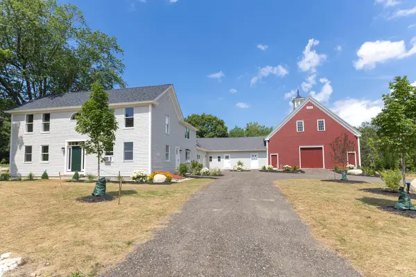 31 Gray Road, North Yarmouth, ME 04097