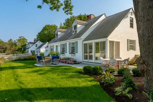 3 Church Street, Kennebunkport, ME 04046