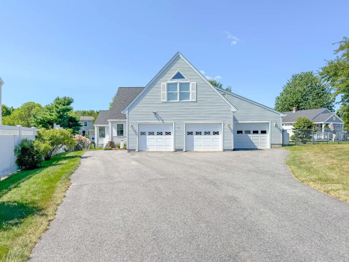 3 Parker Circle, Saco, ME 04072 - #1