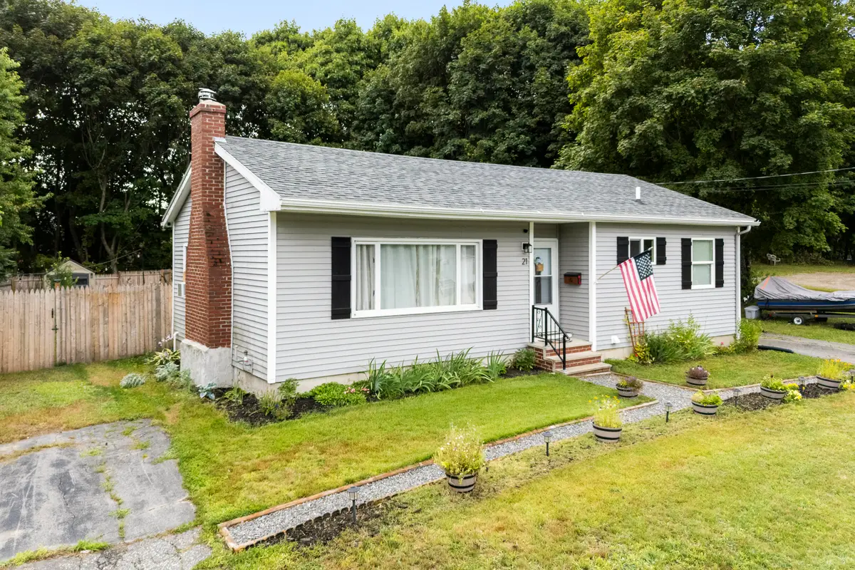 21 Hillcrest Street, Gardiner, ME 04345 - #1