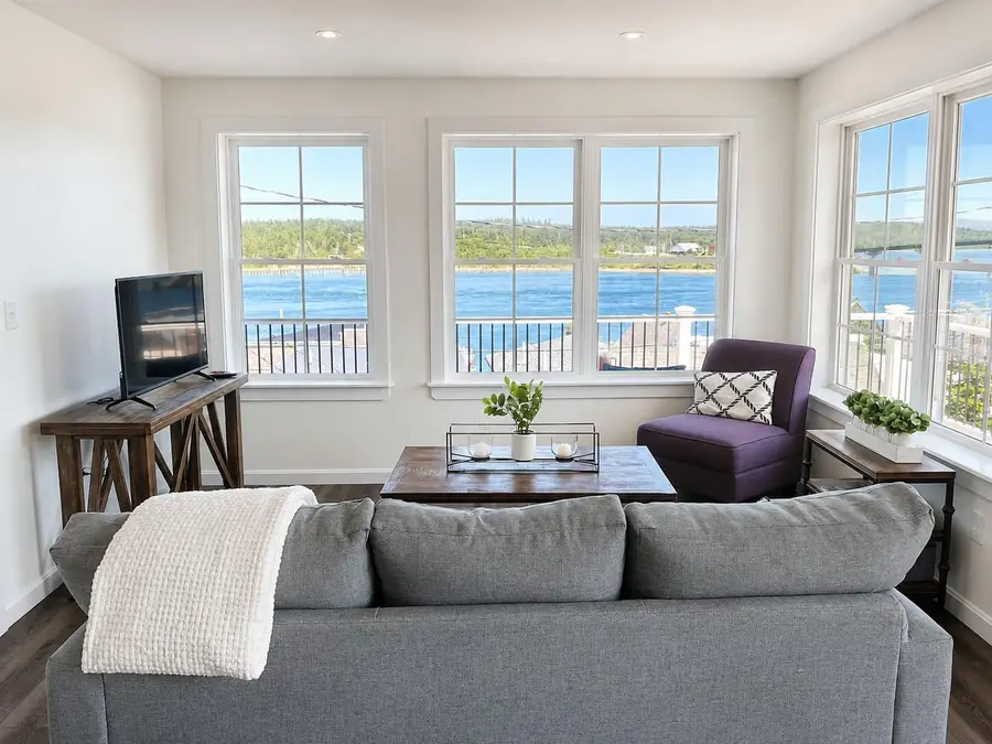 8 Pleasant Street, Lubec, ME 04652 - #2