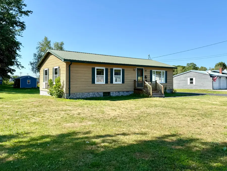 20 Willow Street, Calais, ME 04619 - #3