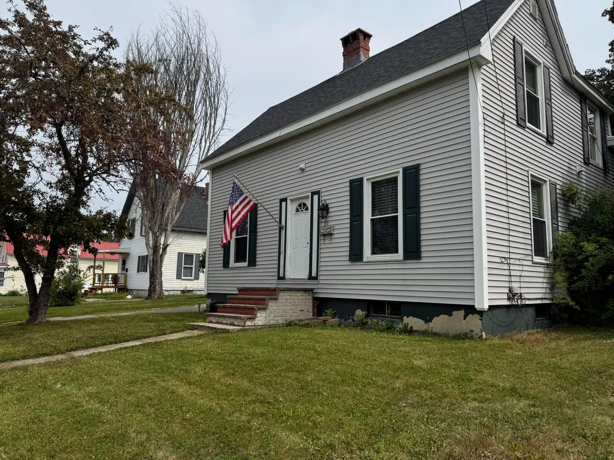 30 Franklin Street, Calais, ME 04619 - #1