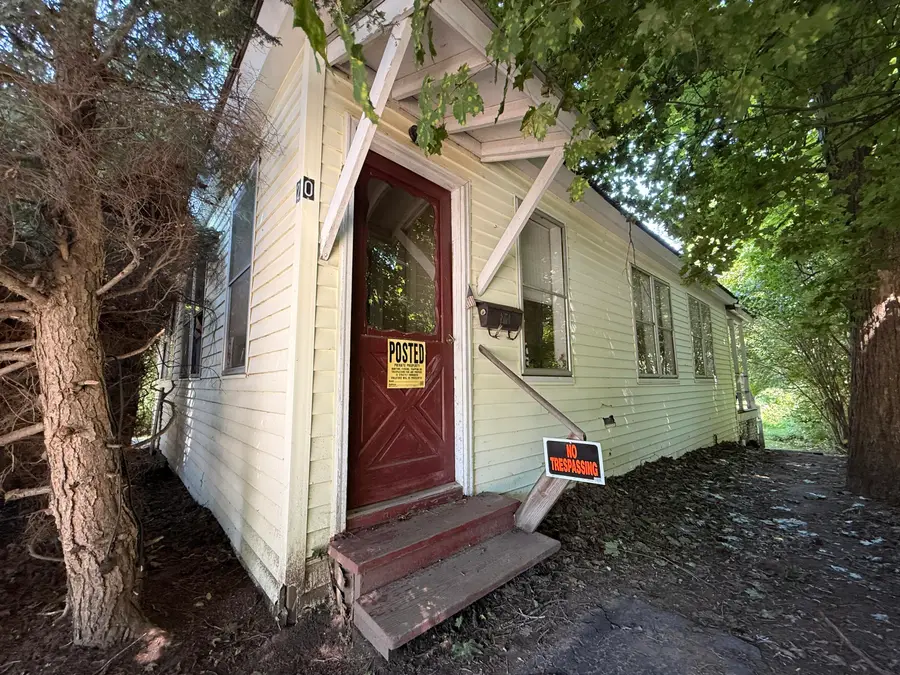20 Middle Avenue, Mexico, ME 04257 - #3