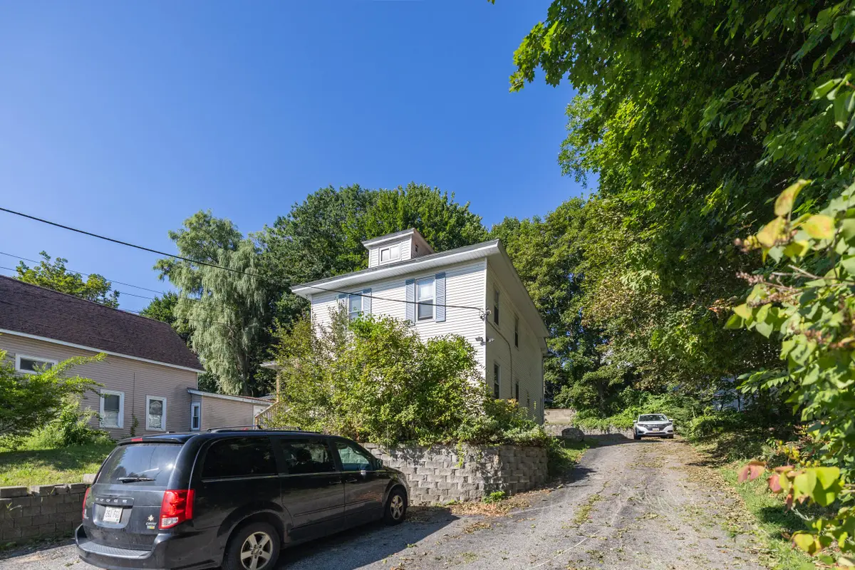 49 Newbury Street, Auburn, ME 04210 - #1