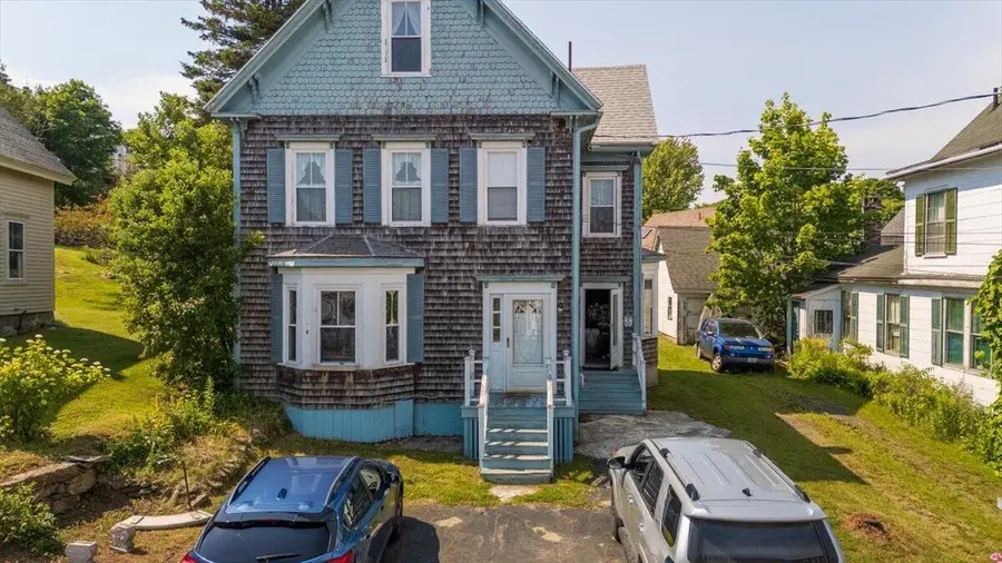 37 Mckown Street, Boothbay Harbor, ME 04538 - #2