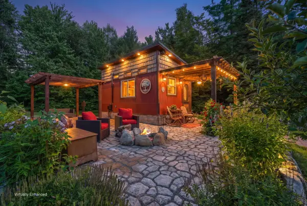 145 East Road, Bradford, ME 04410