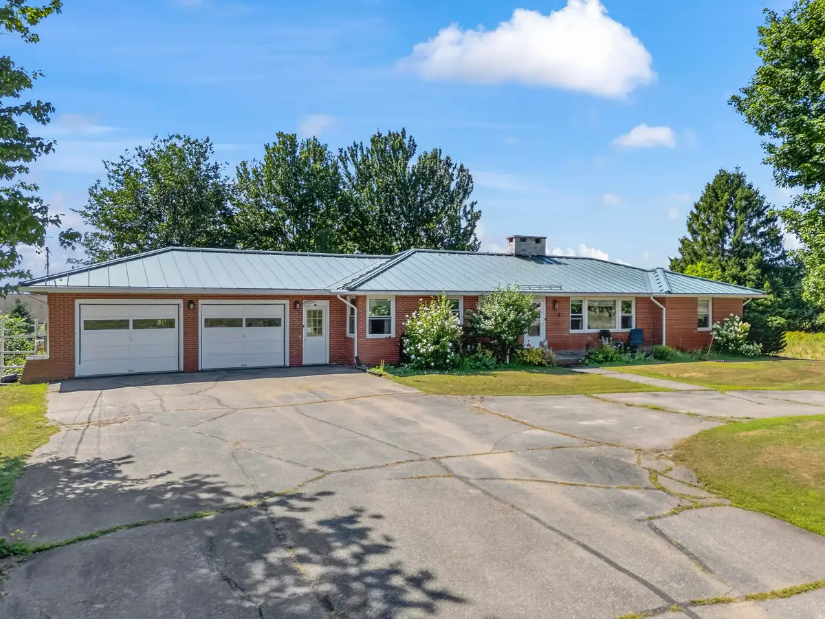 517 North Main Street, Pittsfield, ME 04967 - #1